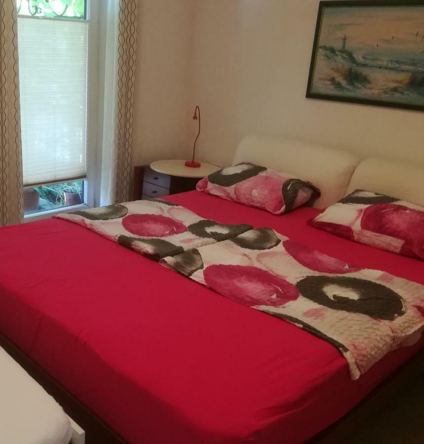 Apartma Zalka Изола Екстериор снимка