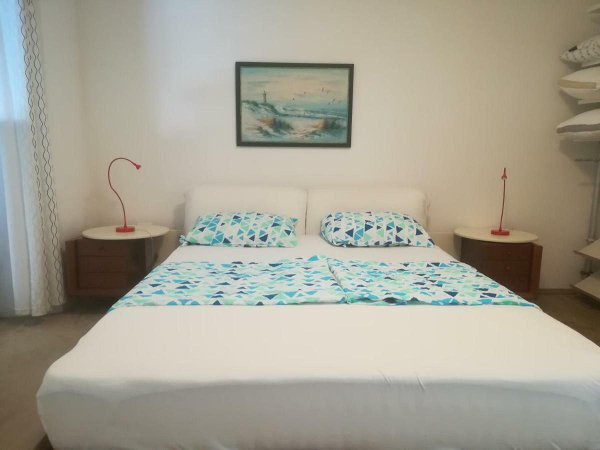 Apartma Zalka Изола Екстериор снимка