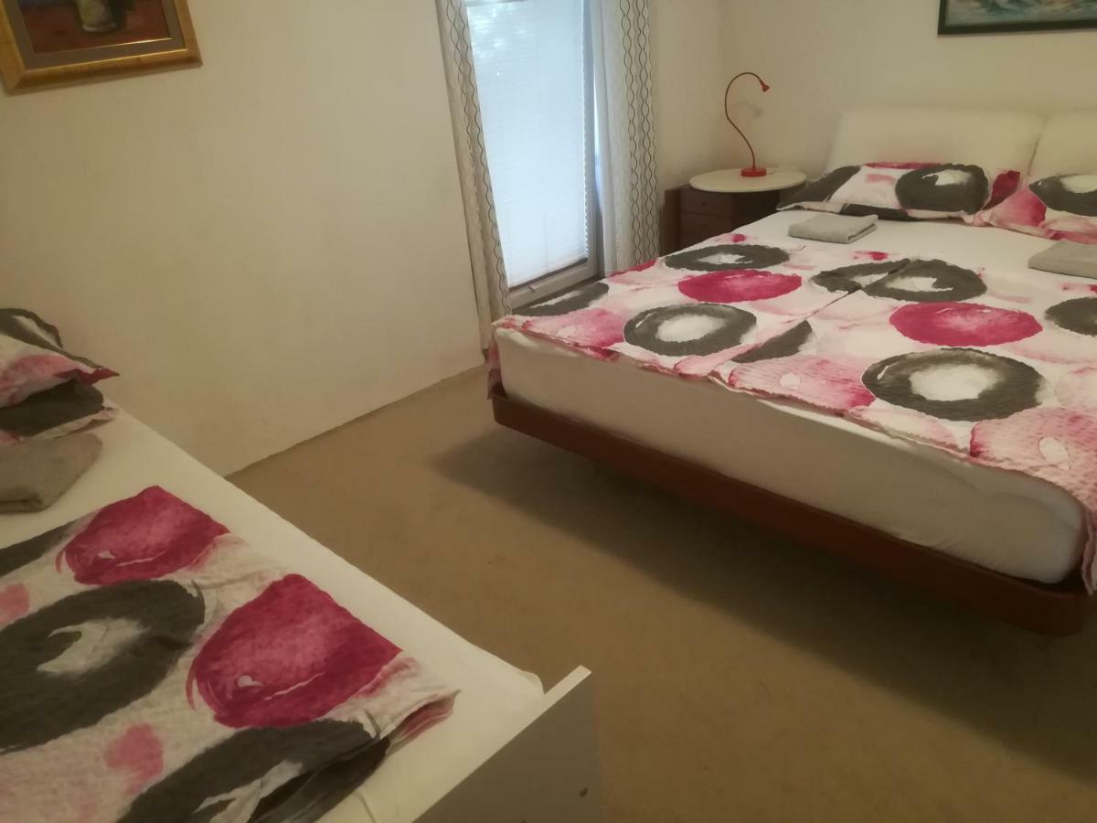 Apartma Zalka Изола Екстериор снимка